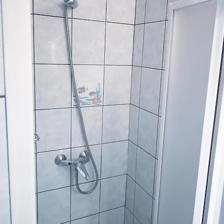 Bory Apartman, Zart Udvari Parkolas Apartman