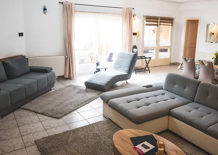 Apartment Bory Apartman, Zart Udvari Parkolas, Met Arena 2,5 Km Székesfehérvár