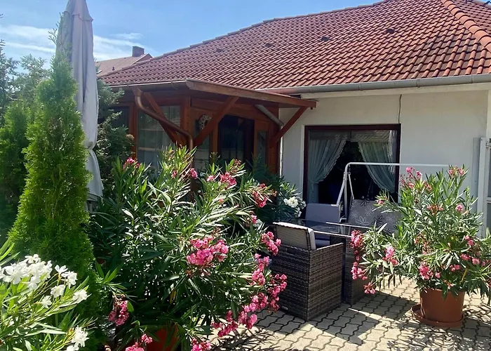 Bory Apartman, Zart Udvari Parkolas, Met Arena 2,5 Km * Székesfehérvár