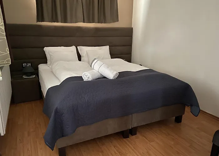 Bory Apartman, Zart Udvari Parkolas, Met Arena 2,5 Km Székesfehérvár
