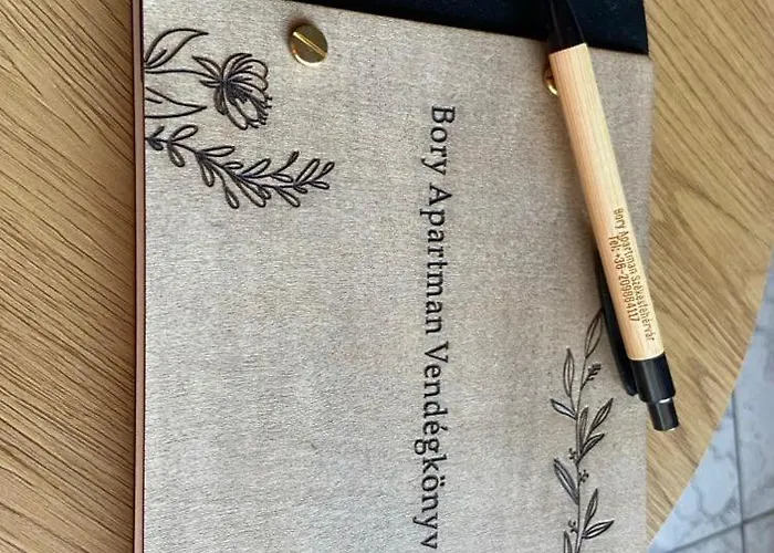 Apartment Bory Apartman, Zart Udvari Parkolas, Met Arena 2,5 Km Székesfehérvár